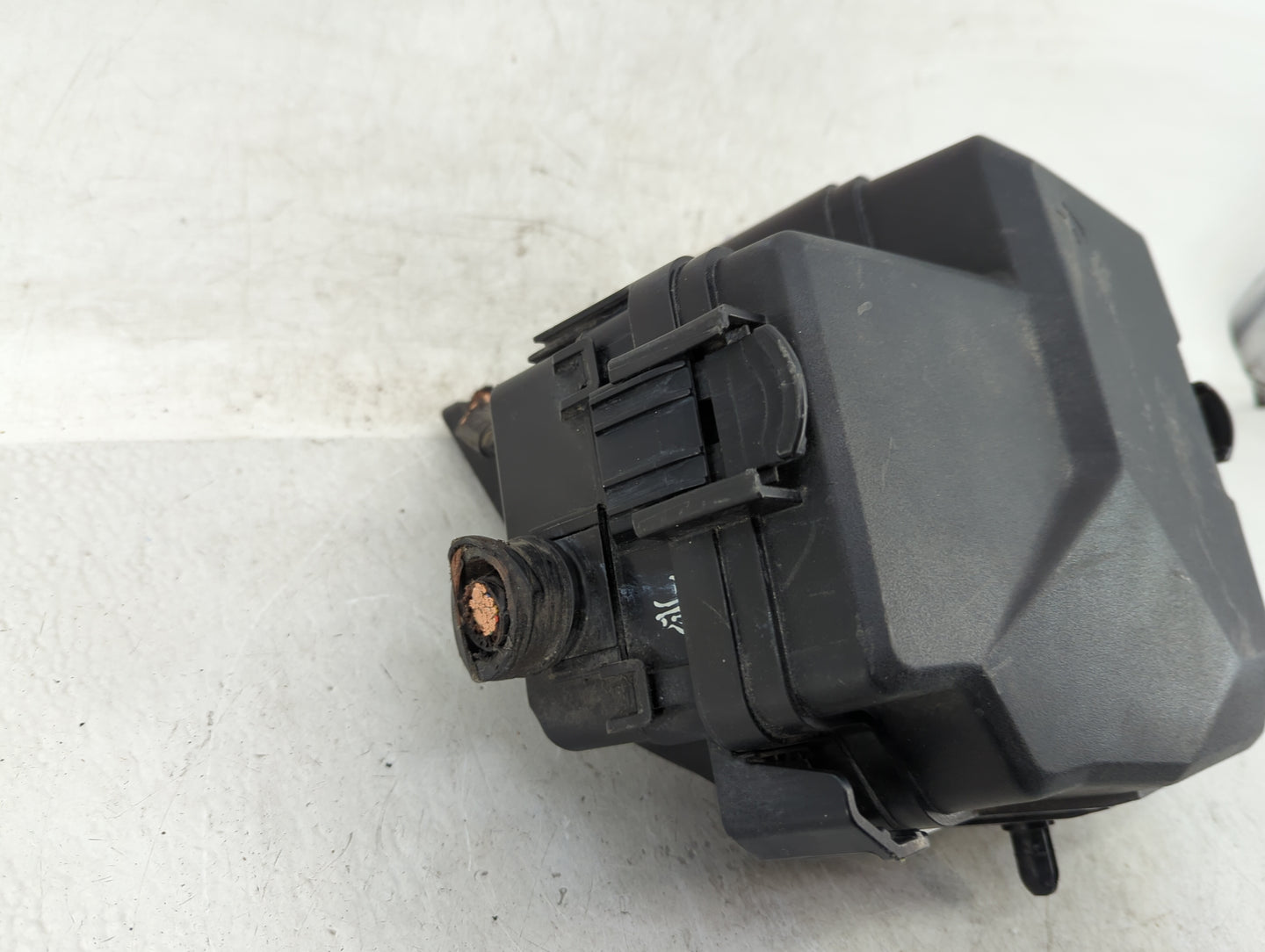 2004-2009 Toyota Prius Fusebox Fuse Box Panel Relay Module Fits Fits 2004 2005 2006 2007 2008 2009 OEM Used Auto Parts - Oem