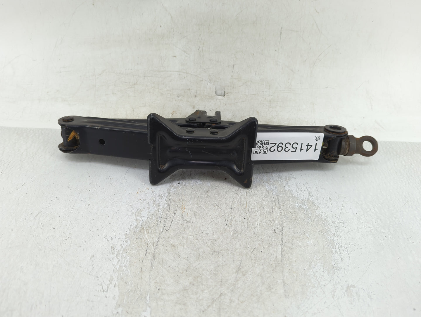 2009 Toyota Prius Spare Scissor Car Jack - Oemusedautoparts1.com
