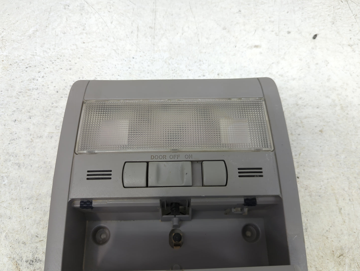 2009 Toyota Prius Overhead Roof Console - Oemusedautoparts1.com