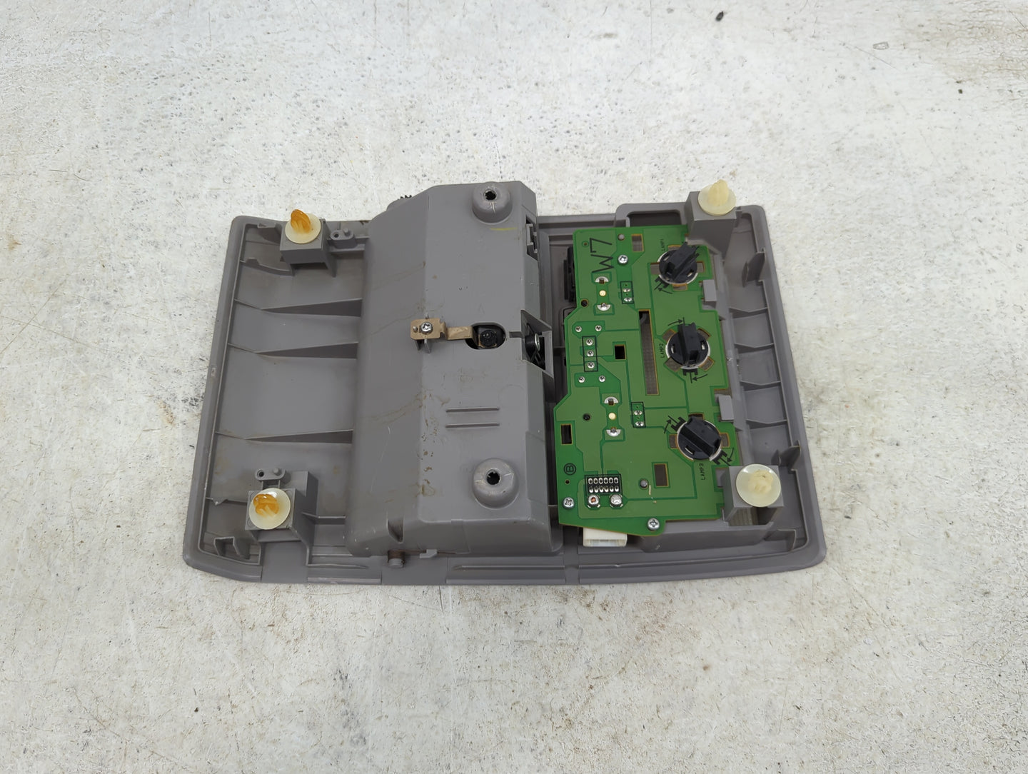 2009 Toyota Prius Overhead Roof Console - Oemusedautoparts1.com
