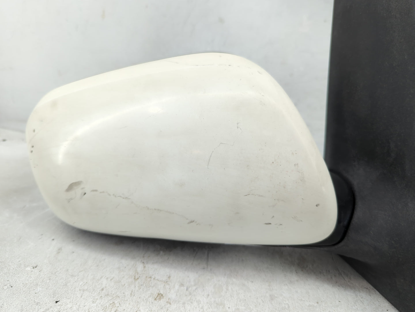 2008-2009 Toyota Prius Passenger Side View Mirror - Right Door Mirror OEM Used - Oemusedautoparts1.com