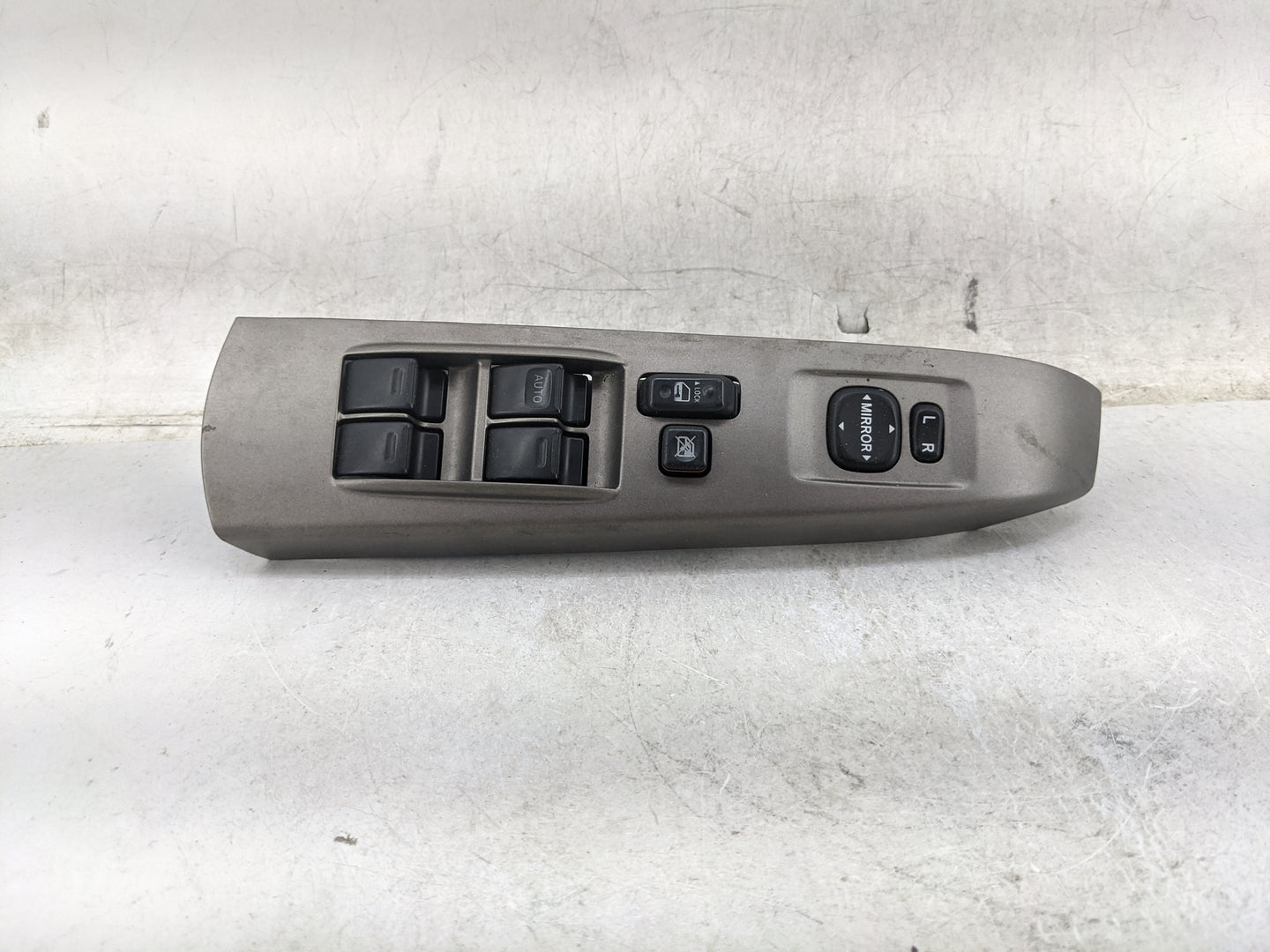 2004-2009 Toyota Prius Master Power Window Switch Replacement Driver Side Left P/N:84820-47050 Fits OEM Used Auto Parts - Oe