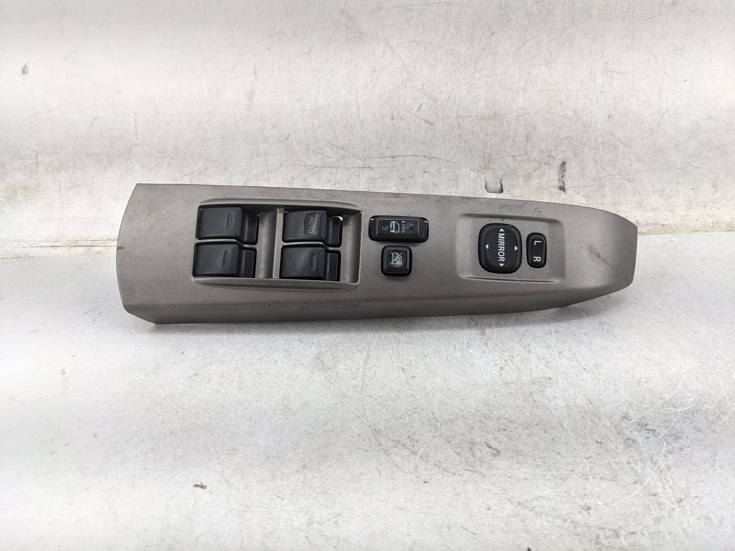 2004-2009 Toyota Prius Master Power Window Switch Replacement Driver Side Left P/N:84820-47050 Fits OEM Used Auto Parts - Oe