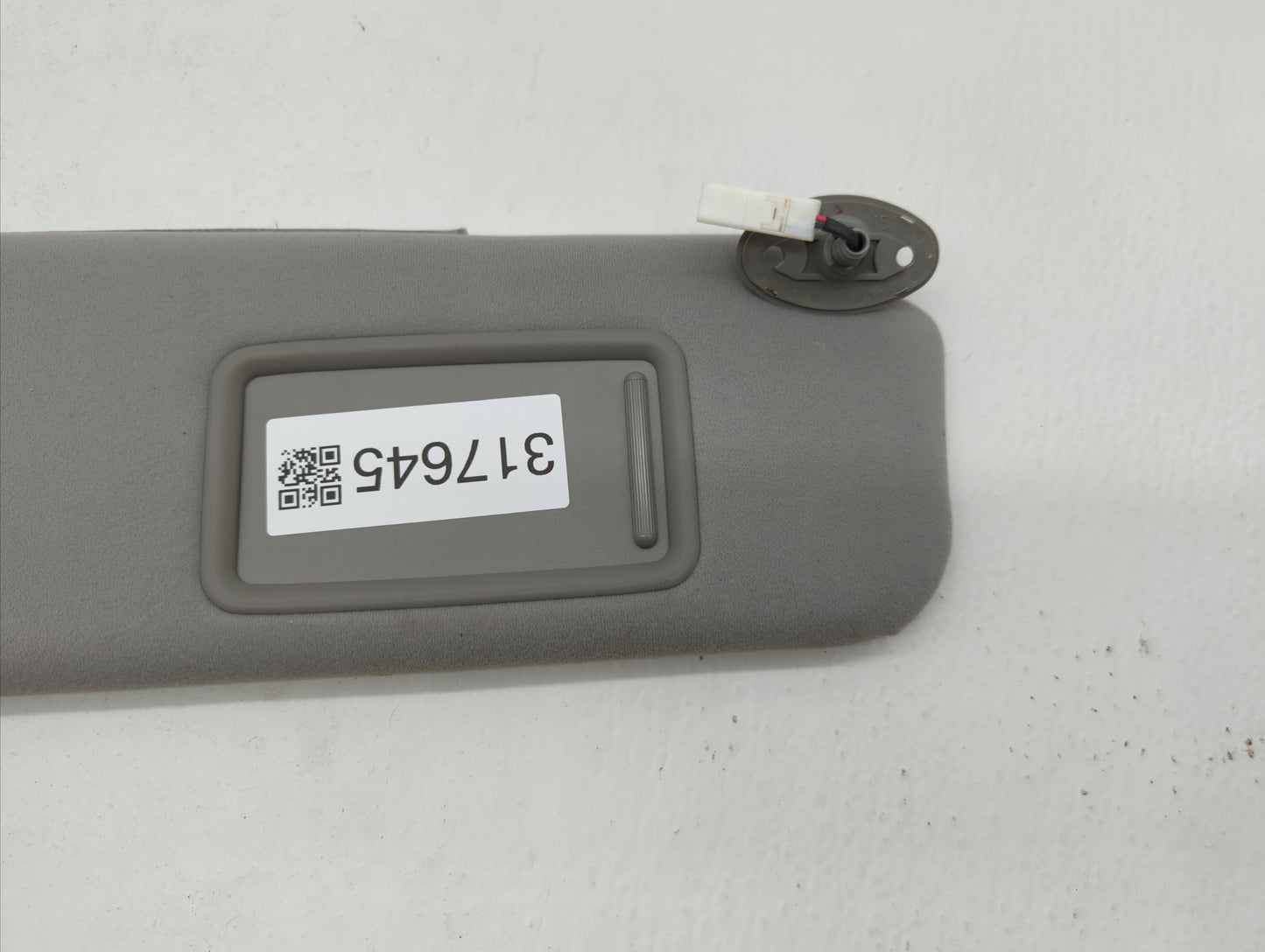 2006-2009 Toyota Prius Sun Visor Shade Replacement Passenger Right Mirror Fits Fits 2006 2007 2008 2009 OEM Used Auto Parts 