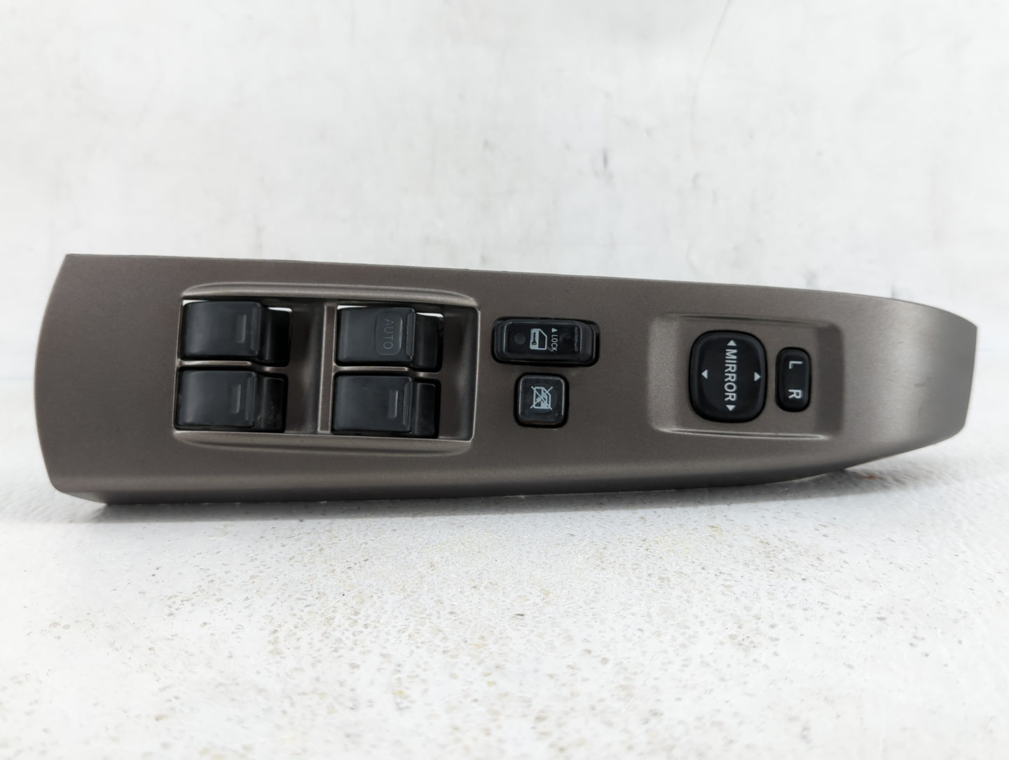 2004-2009 Toyota Prius Master Power Window Switch Replacement Driver Side Left P/N:74231-47090 84820-47021 Fits OEM Used Aut