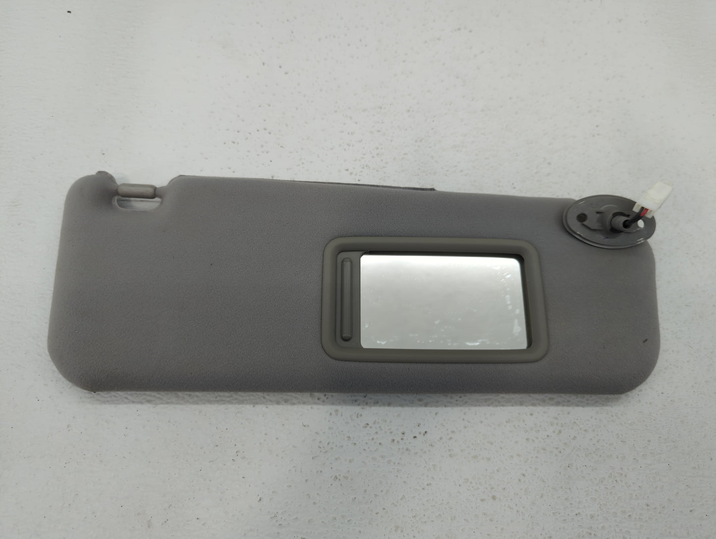 2006-2009 Toyota Prius Sun Visor Shade Replacement Passenger Right Mirror Fits Fits 2006 2007 2008 2009 OEM Used Auto Parts 