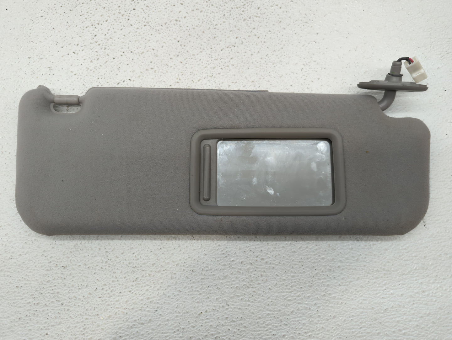 2006-2009 Toyota Prius Sun Visor Shade Replacement Passenger Right Mirror Fits Fits 2006 2007 2008 2009 OEM Used Auto Parts 