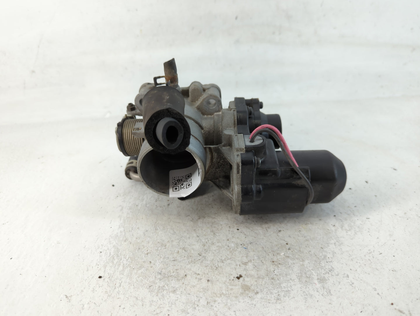 2001-2009 Toyota Prius Throttle Body Fits Fits 2001 2002 2003 2004 2005 2006 2007 2008 2009 OEM Used Auto Parts - Oemusedaut
