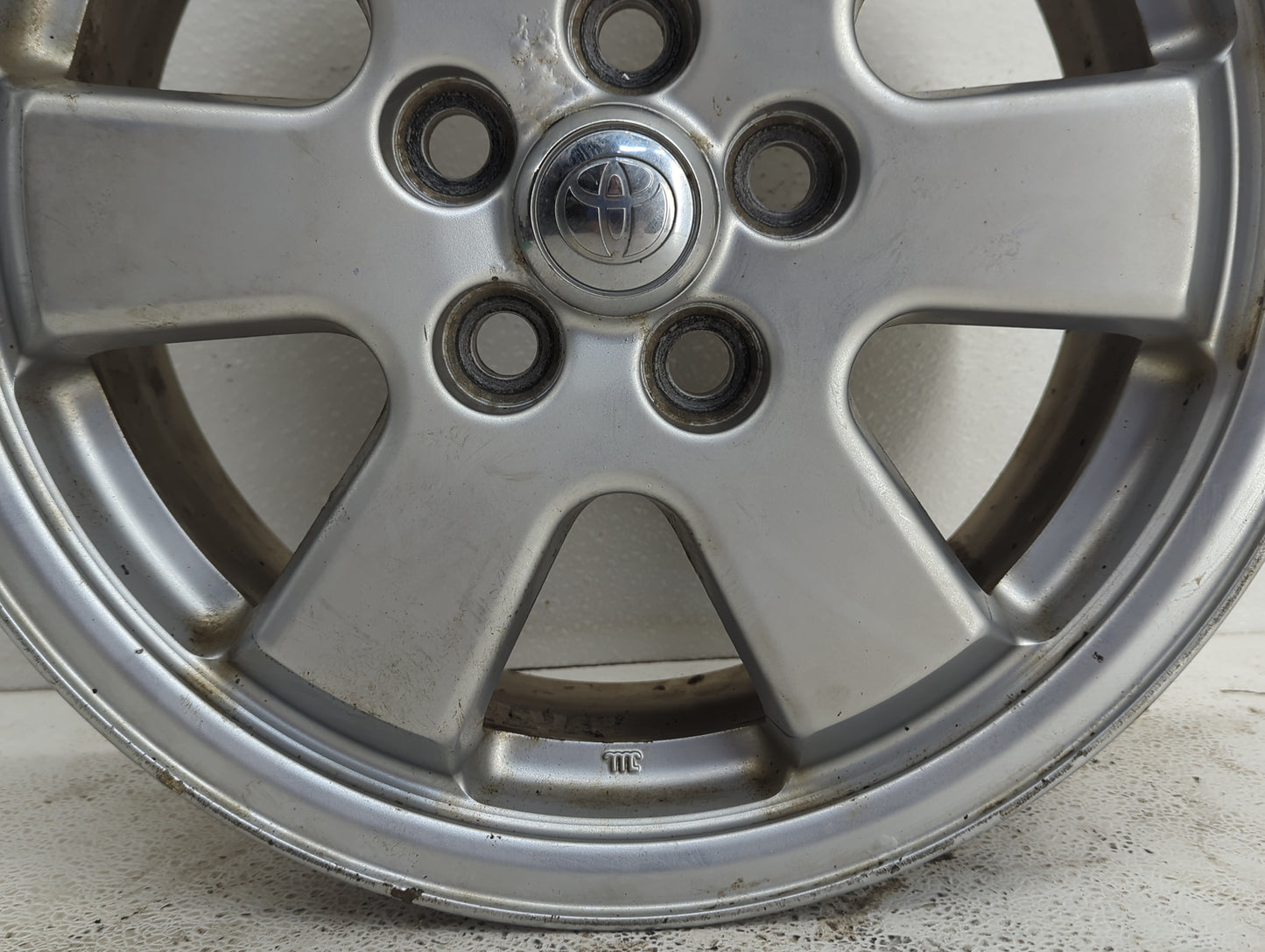 2004-2009 Toyota Prius Oem Wheel Rim 909561 - Oemusedautoparts1.com