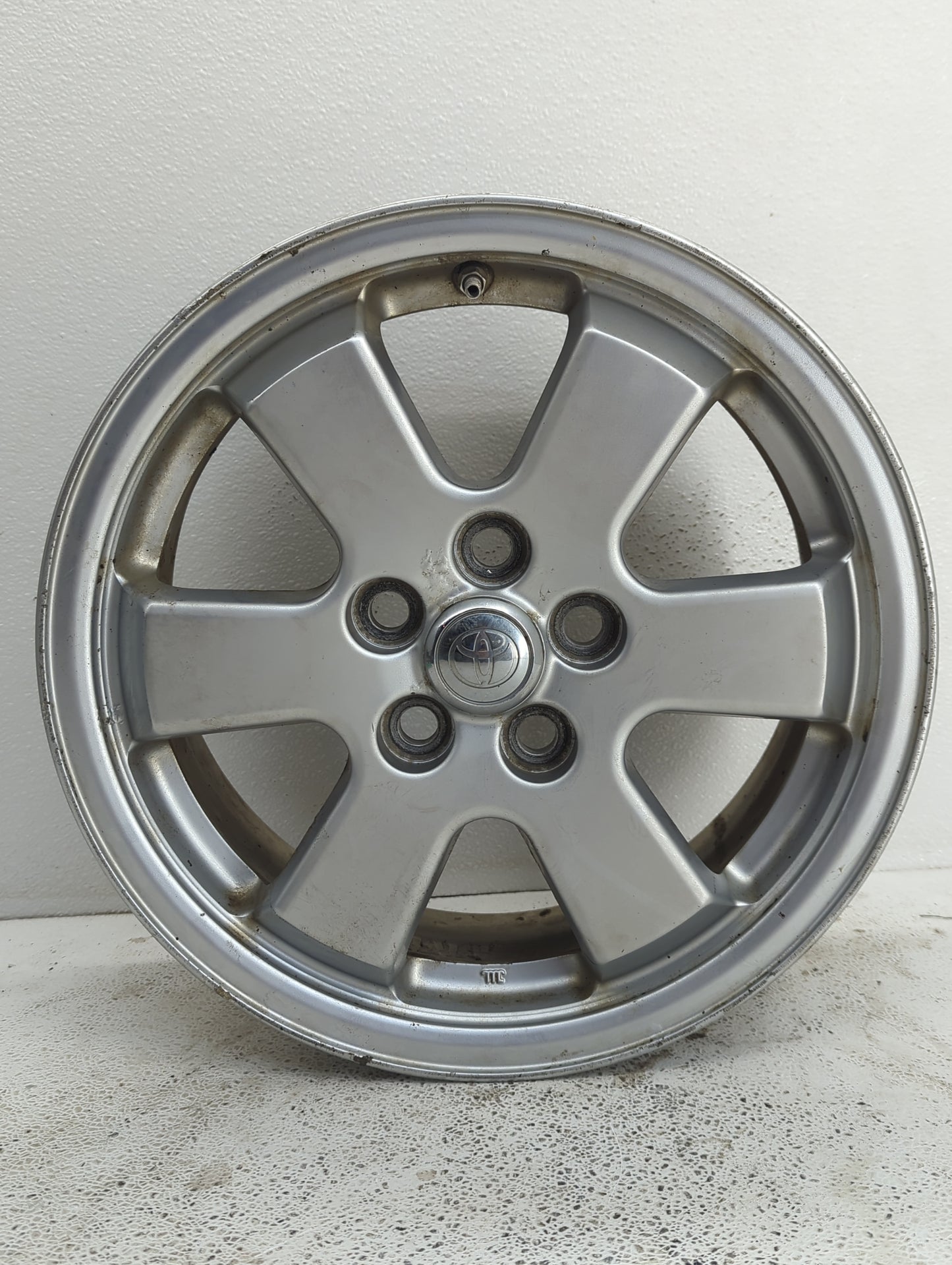2004-2009 Toyota Prius Oem Wheel Rim 909561 - Oemusedautoparts1.com
