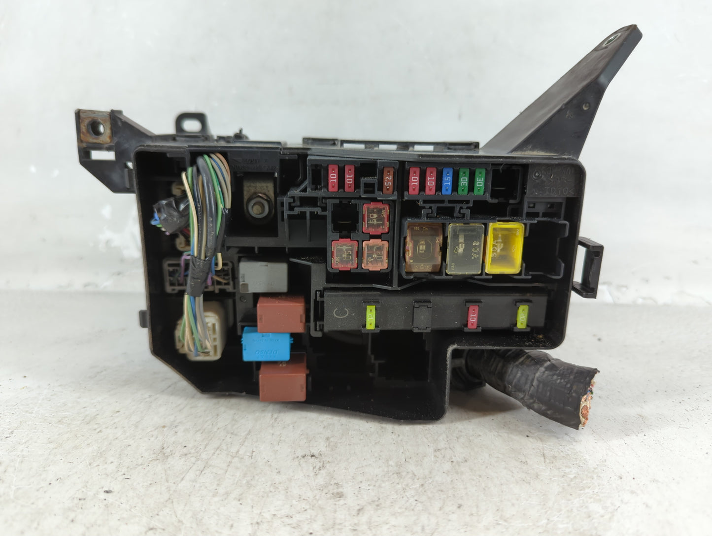 2006-2012 Toyota Rav4 Fusebox Fuse Box Panel Relay Module P/N:82662-42270 Fits Fits 2006 2007 2008 2009 2010 2011 2012 OEM U