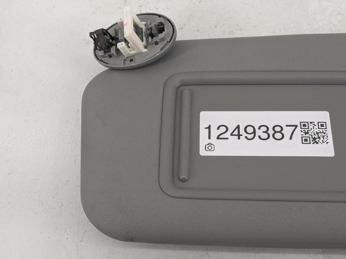 2006-2009 Toyota Rav4 Sun Visor Shade Replacement Driver Left Mirror Fits Fits 2006 2007 2008 2009 OEM Used Auto Parts - Oem