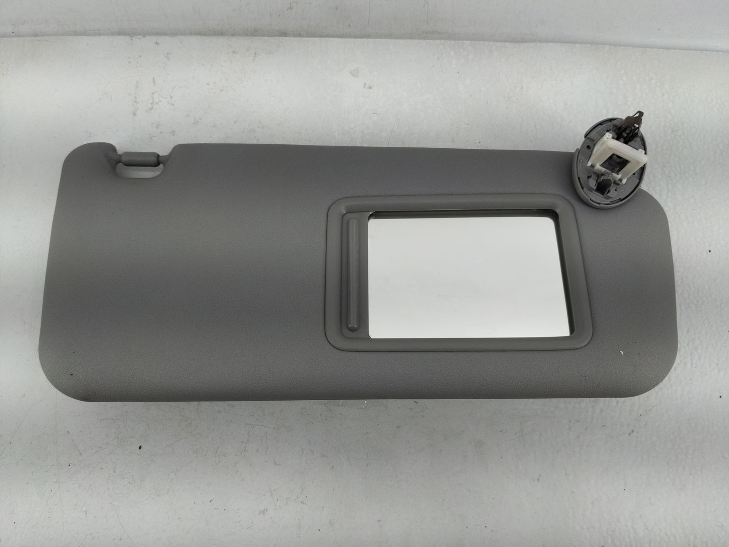 2006-2009 Toyota Rav4 Sun Visor Shade Replacement Passenger Right Mirror Fits Fits 2006 2007 2008 2009 OEM Used Auto Parts -