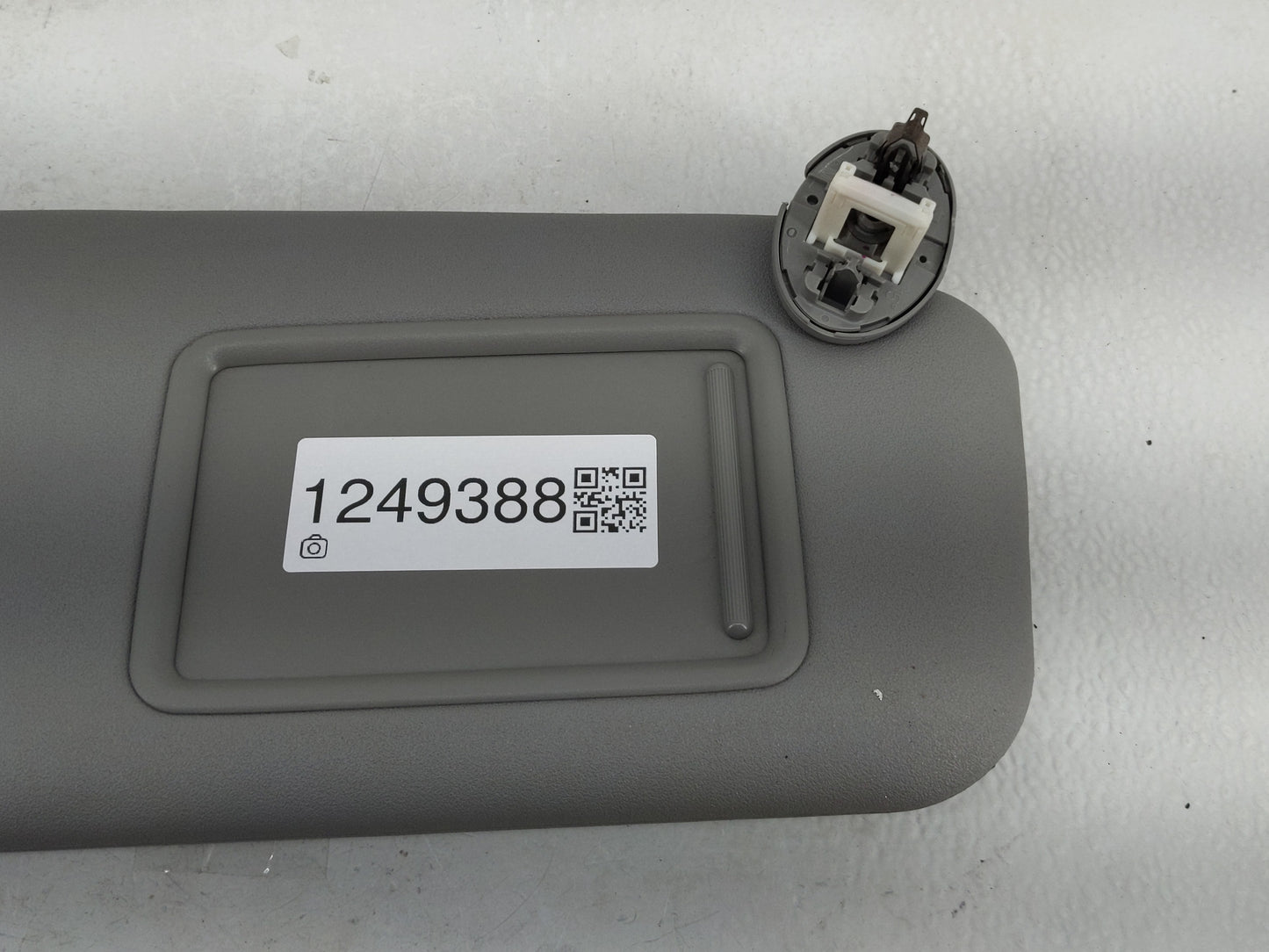 2006-2009 Toyota Rav4 Sun Visor Shade Replacement Passenger Right Mirror Fits Fits 2006 2007 2008 2009 OEM Used Auto Parts -