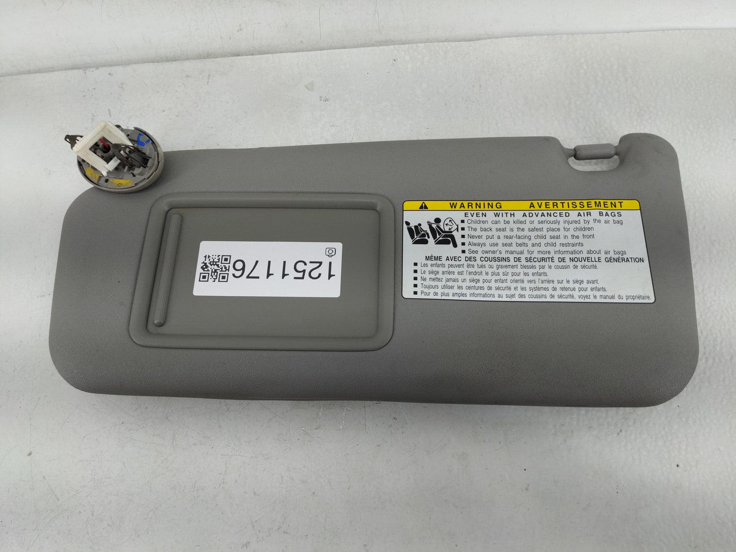 2006-2009 Toyota Rav4 Sun Visor Shade Replacement Driver Left Mirror Fits Fits 2006 2007 2008 2009 OEM Used Auto Parts - Oem