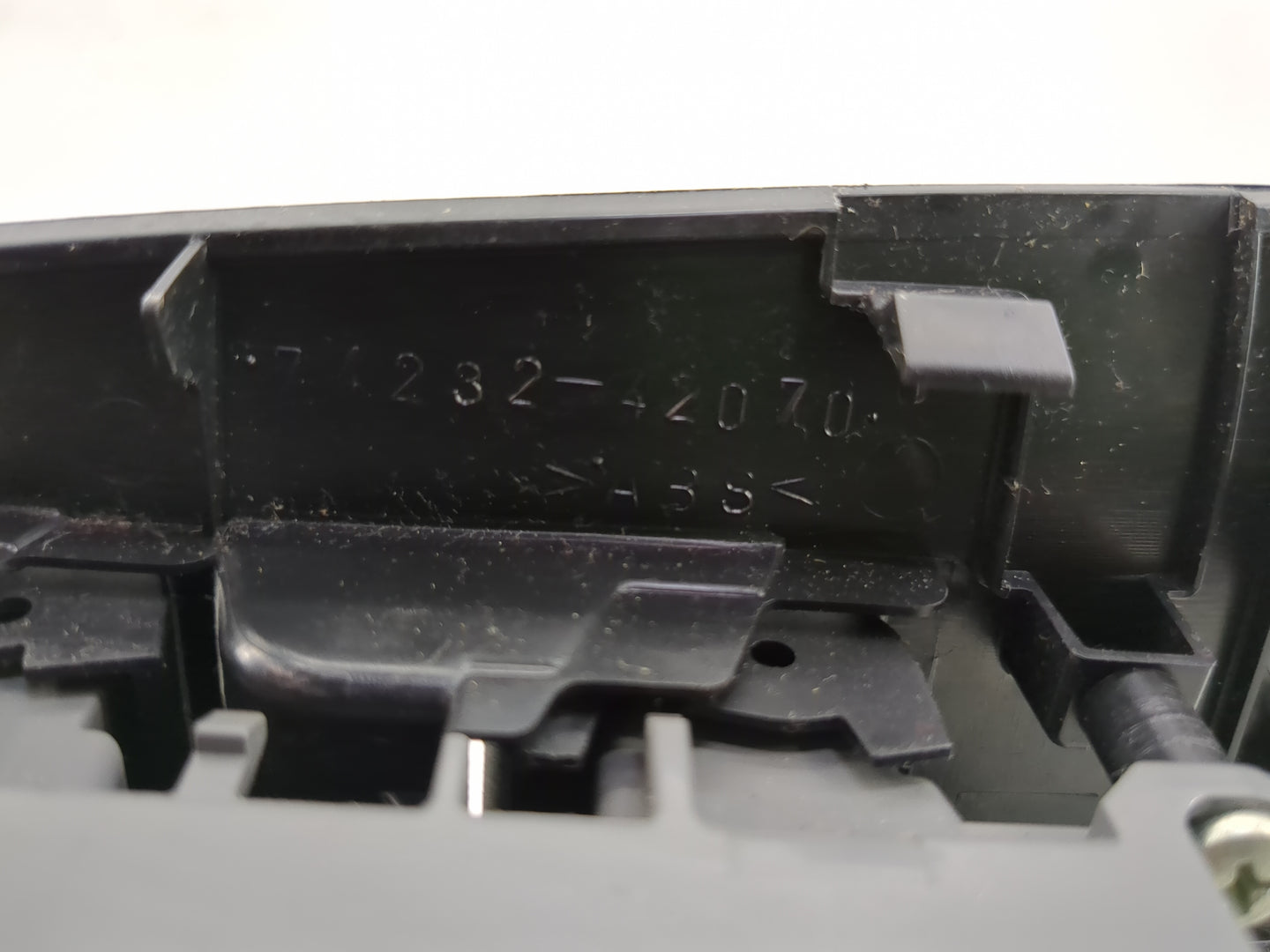 2006-2012 Toyota Rav4 Master Power Window Switch Replacement Driver Side Left P/N:74232-42070 Fits OEM Used Auto Parts - Oem