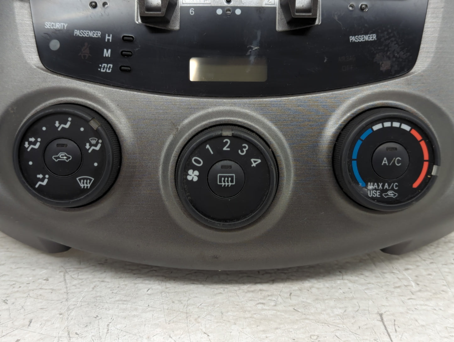 2006-2012 Toyota Rav4 Climate Control Module Temperature AC/Heater Replacement P/N:455420-2010 455943-2050 Fits OEM Used Aut