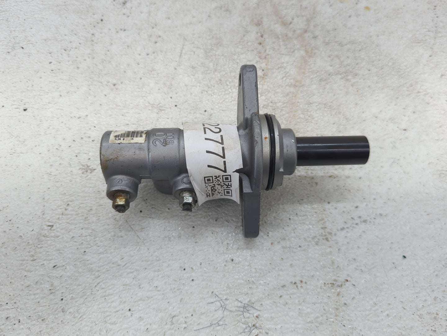 2006-2018 Toyota Rav4 Brake Master Cylinder - Oemusedautoparts1.com