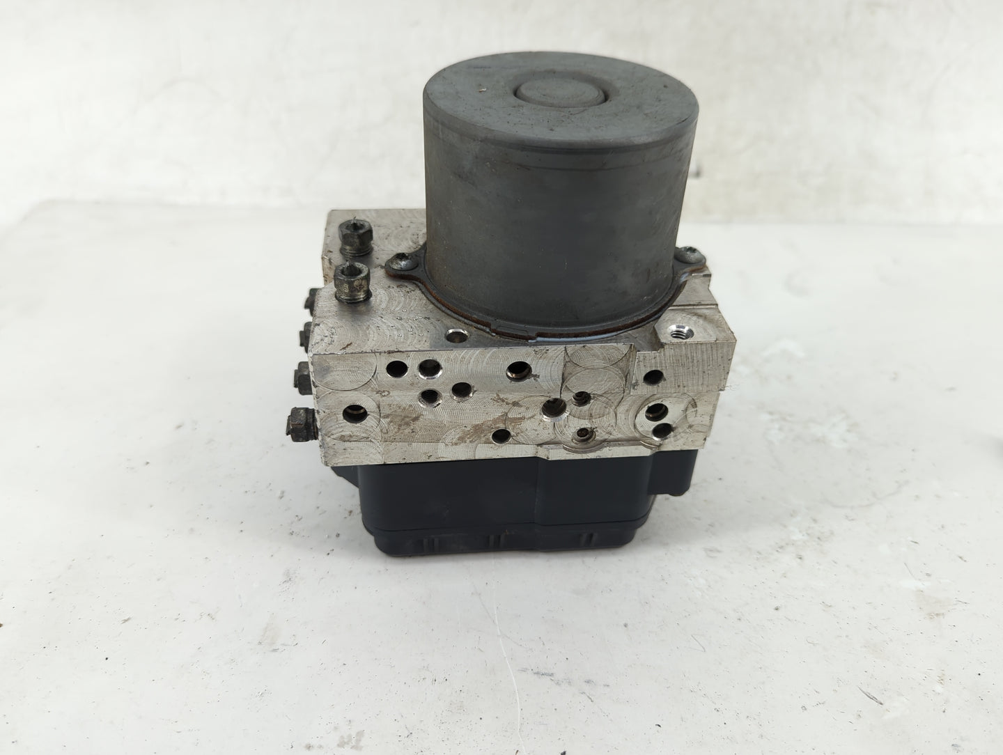 2009-2011 Toyota Rav4 ABS Pump Control Module Replacement P/N:44540-0R082 44540-0R080, 89541-0R040 Fits Fits 2009 2010 2011 