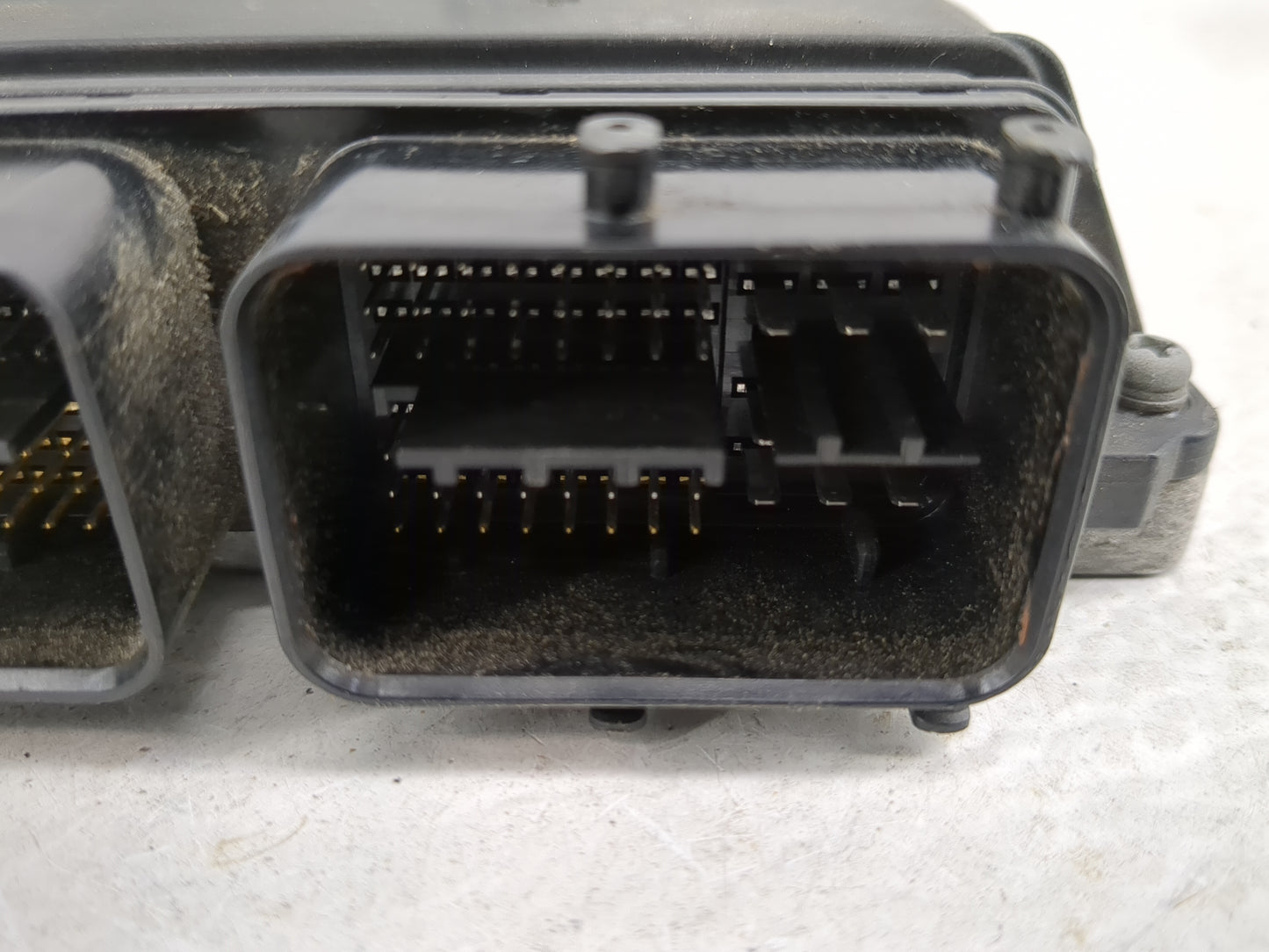 2009-2010 Toyota Rav4 PCM Engine Control Computer ECU ECM PCU OEM P/N:89661-42J91 Fits Fits 2009 2010 OEM Used Auto Parts - 