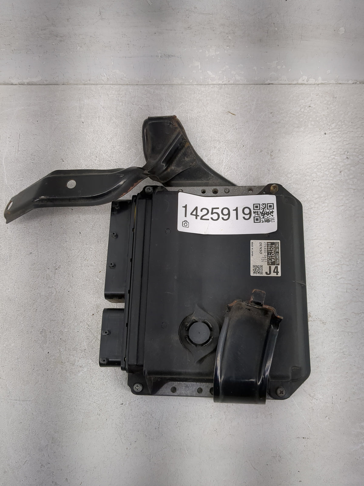 2009-2010 Toyota Rav4 PCM Engine Control Computer ECU ECM PCU OEM P/N:89661-42J91 Fits 2009 2010 OEM Used Auto Parts - Oemus
