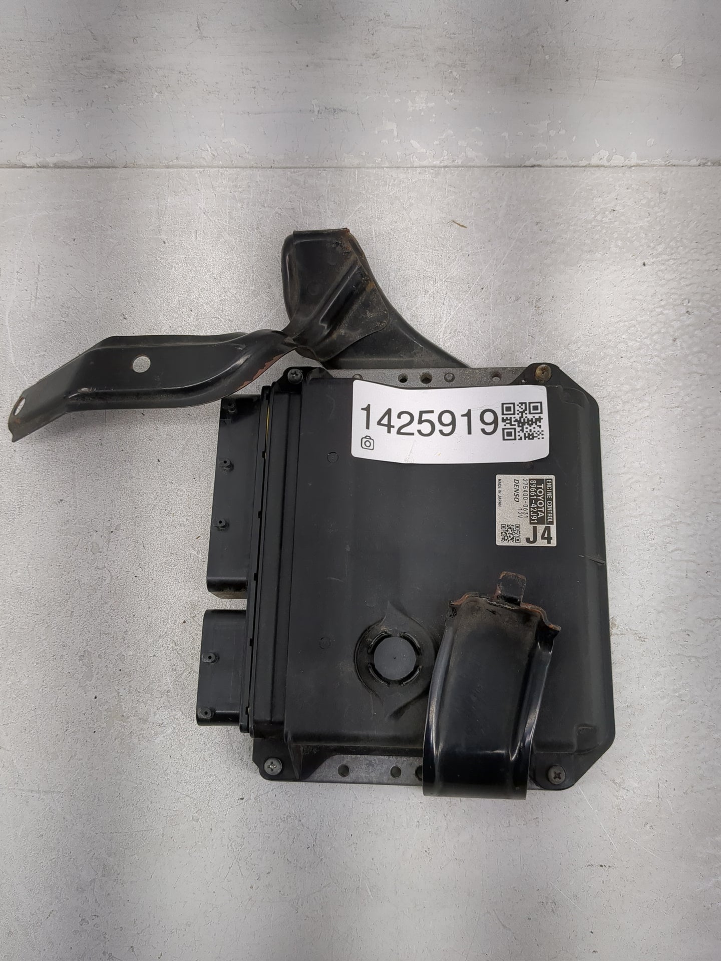 2009-2010 Toyota Rav4 PCM Engine Control Computer ECU ECM PCU OEM P/N:89661-42J91 Fits Fits 2009 2010 OEM Used Auto Parts - 