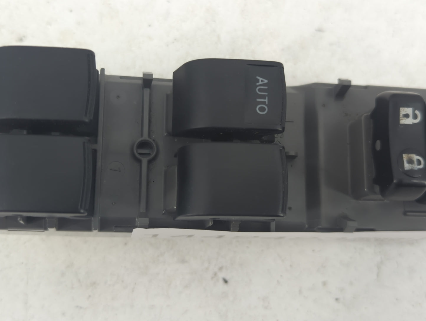2006-2012 Toyota Rav4 Master Power Window Switch Replacement Driver Side Left P/N:914-0G97 Fits OEM Used Auto Parts - Oemuse