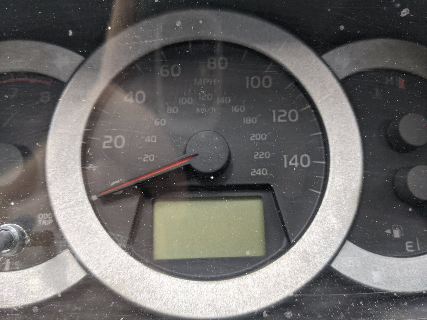 2009 Toyota Rav4 Instrument Cluster Speedometer Gauges P/N:83800-42G40 257440-8622 Miles:142K Fits OEM Used Auto Parts - Oem