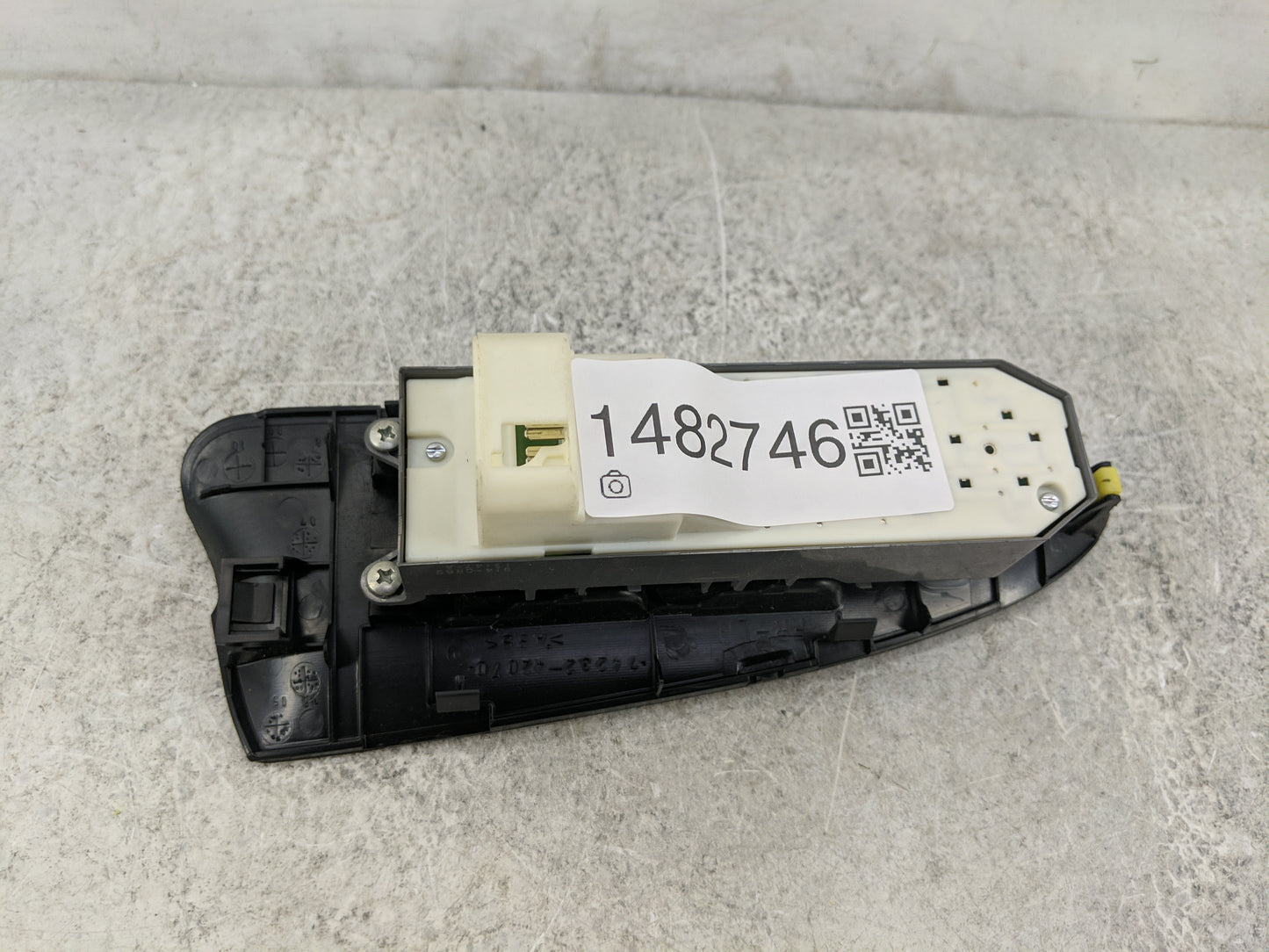 2006-2012 Toyota Rav4 Master Power Window Switch Replacement Driver Side Left P/N:74232-42070 Fits OEM Used Auto Parts - Oem