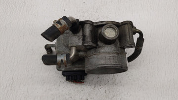 2006-2008 Toyota Rav4 Throttle Body P/N:22030-0H030 22030-28070 Fits Fits 2006 2007 2008 2009 2010 2011 2012 2013 2014 2015 OEM Used Auto Parts