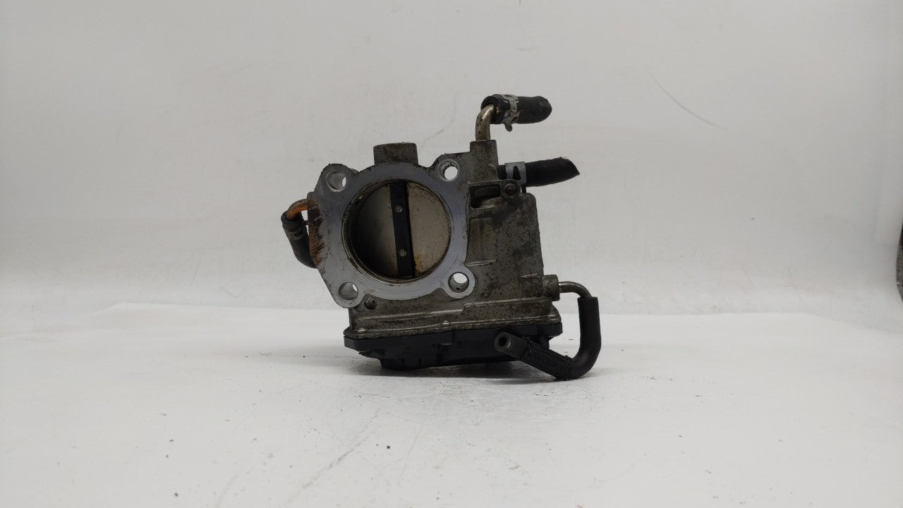 2006-2008 Toyota Rav4 Throttle Body P/N:22030-0H030 22030-28070 Fits Fits 2006 2007 2008 2009 2010 2011 2012 2013 2014 2015 