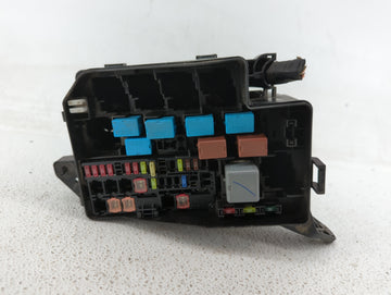 2006-2012 Toyota Rav4 Fusebox Fuse Box Panel Relay Module P/N:82662-0R030 82662-42190 Fits Fits 2006 2007 2008 2009 2010 2011 2012 OEM Used Auto Parts