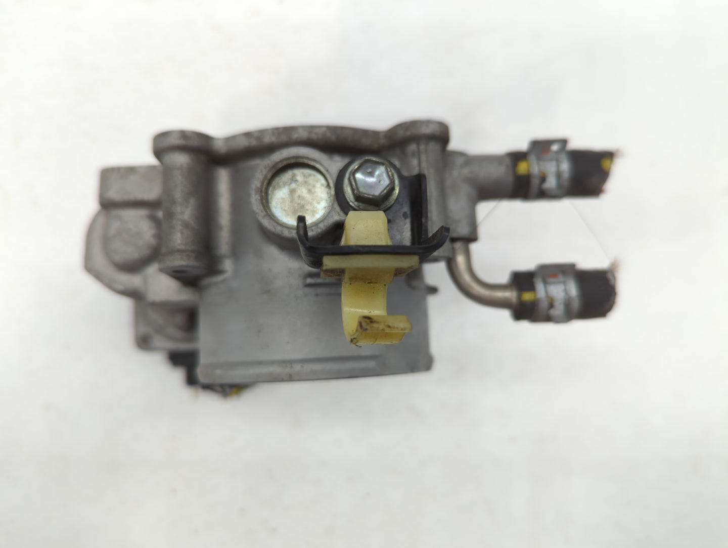 2009-2018 Toyota Rav4 Throttle Body P/N:22030-36010 Fits Fits 2009 2010 2011 2012 2013 2014 2015 2016 2017 2018 2019 OEM Use