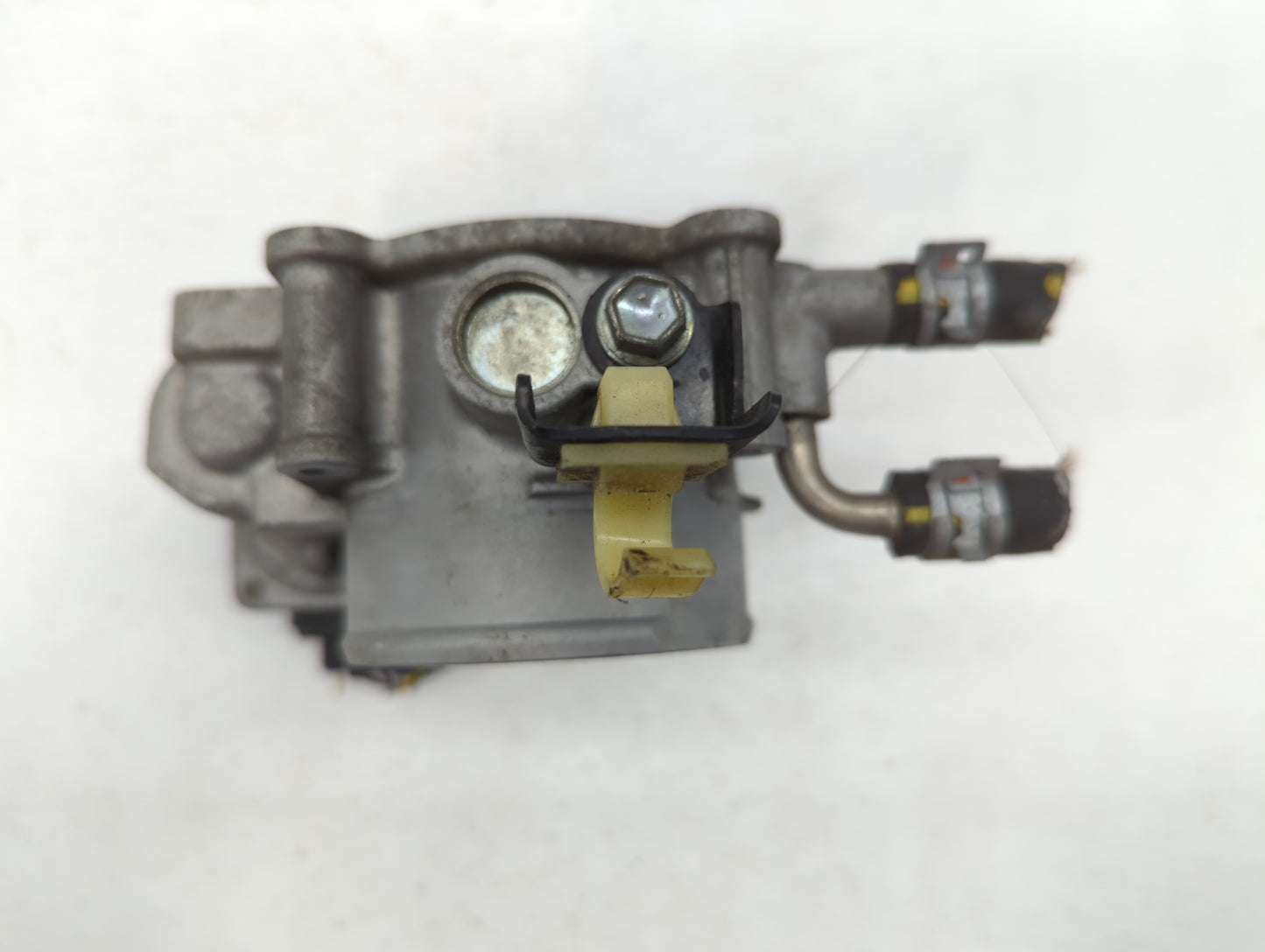 2009-2018 Toyota Rav4 Throttle Body P/N:22030-36010 Fits Fits 2009 2010 2011 2012 2013 2014 2015 2016 2017 2018 2019 OEM Use