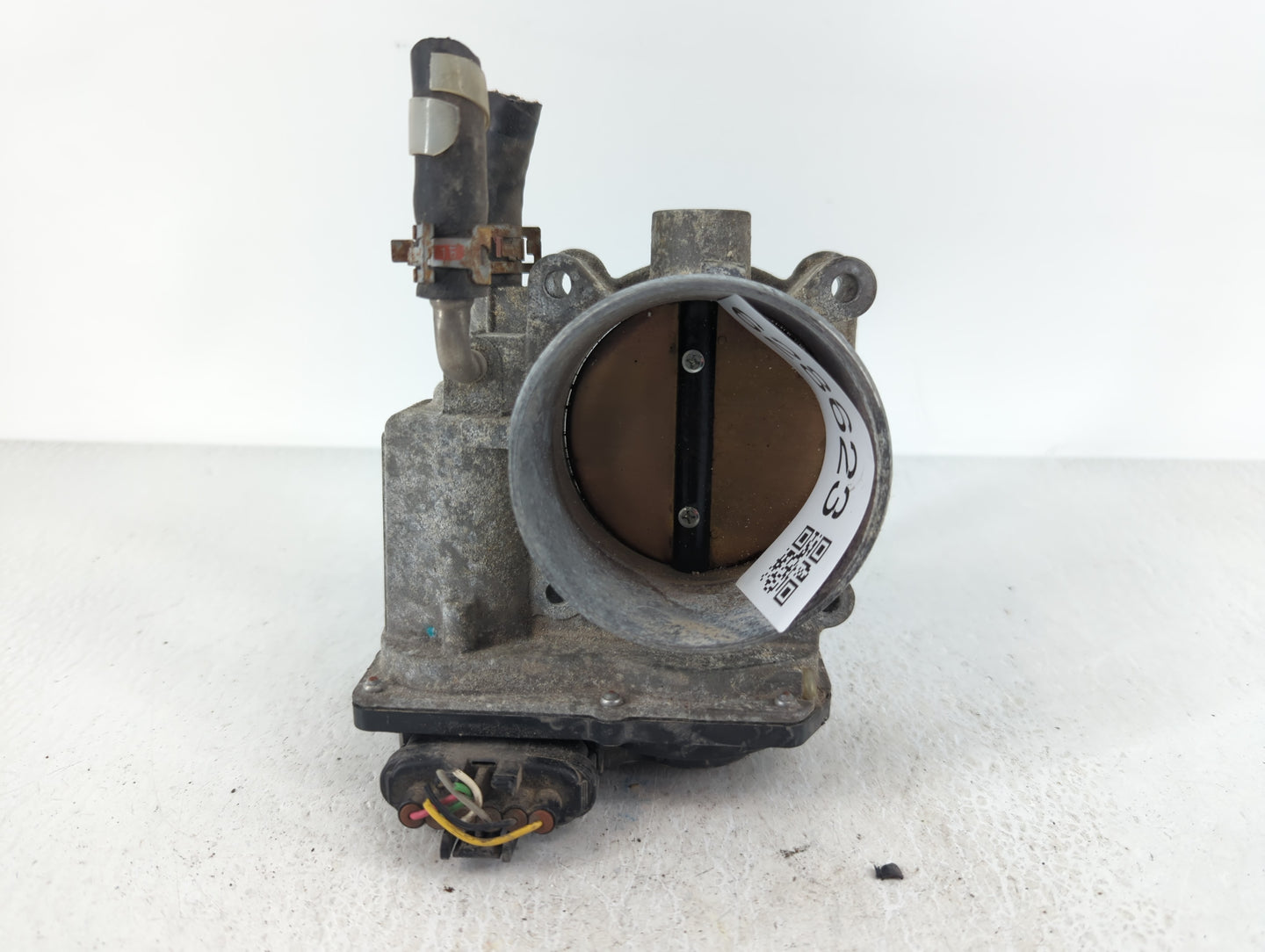 2006-2012 Toyota Rav4 Throttle Body P/N:22030-0P050 Fits OEM Used Auto Parts - Oemusedautoparts1.com