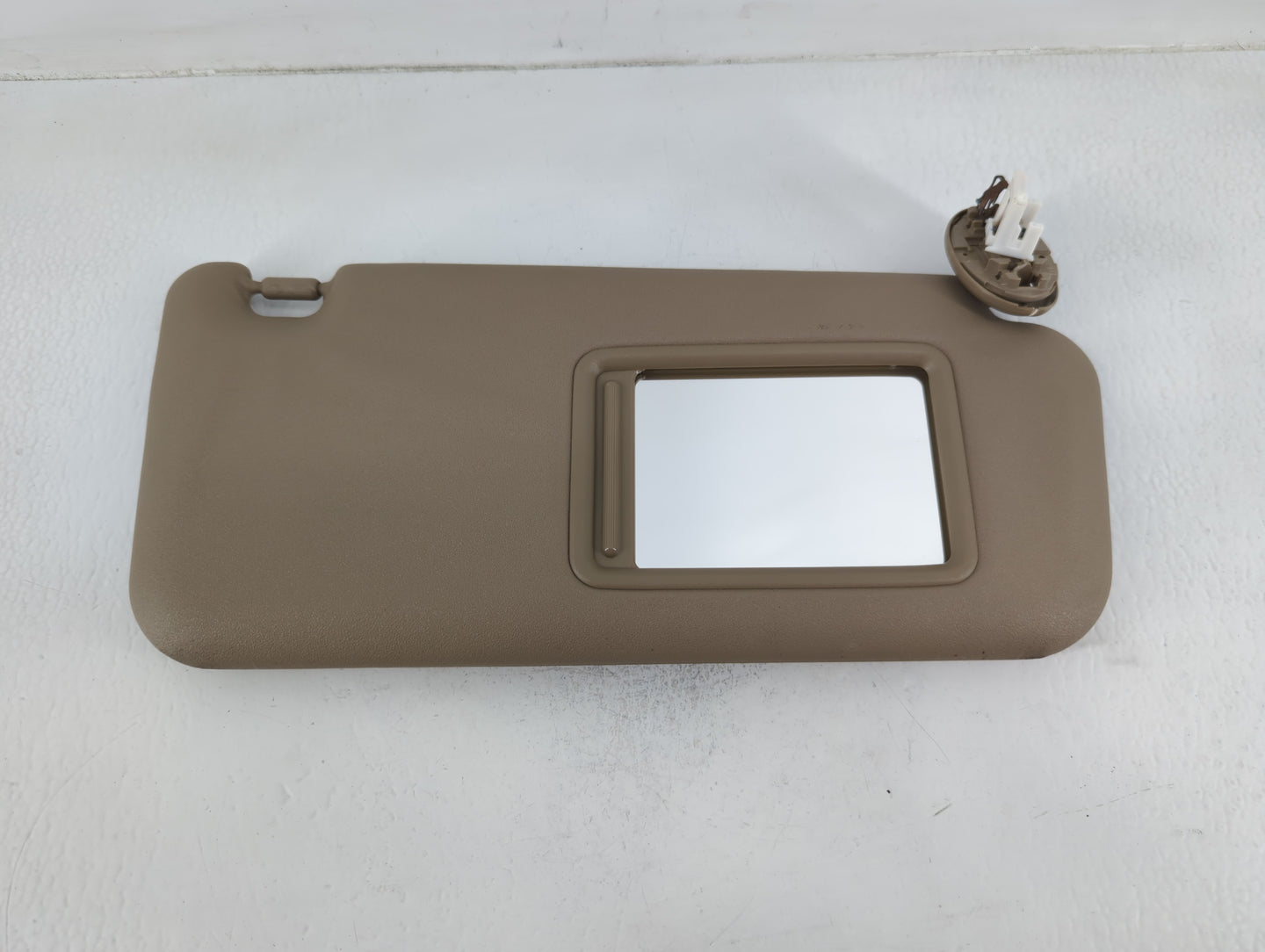 2006-2009 Toyota Rav4 Sun Visor Shade Replacement Passenger Right Mirror Fits Fits 2006 2007 2008 2009 OEM Used Auto Parts -