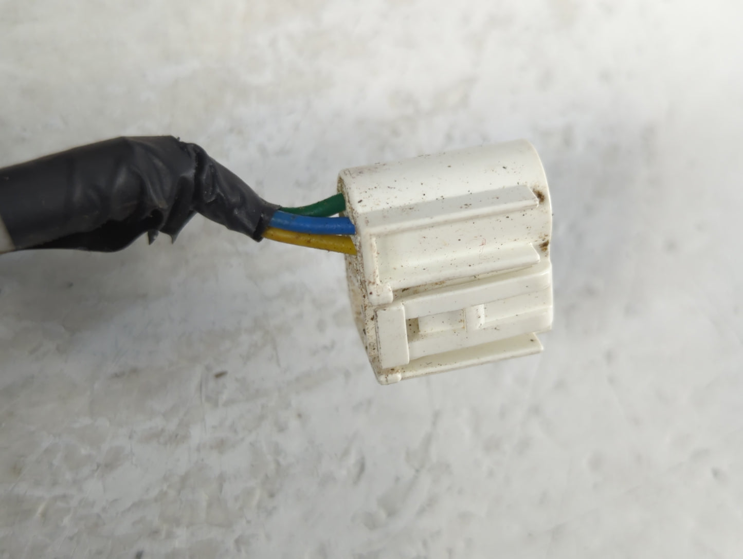 2009-2012 Toyota Rav4 Passenger Side View Mirror - Right Door Mirror OEM Used - Oemusedautoparts1.com