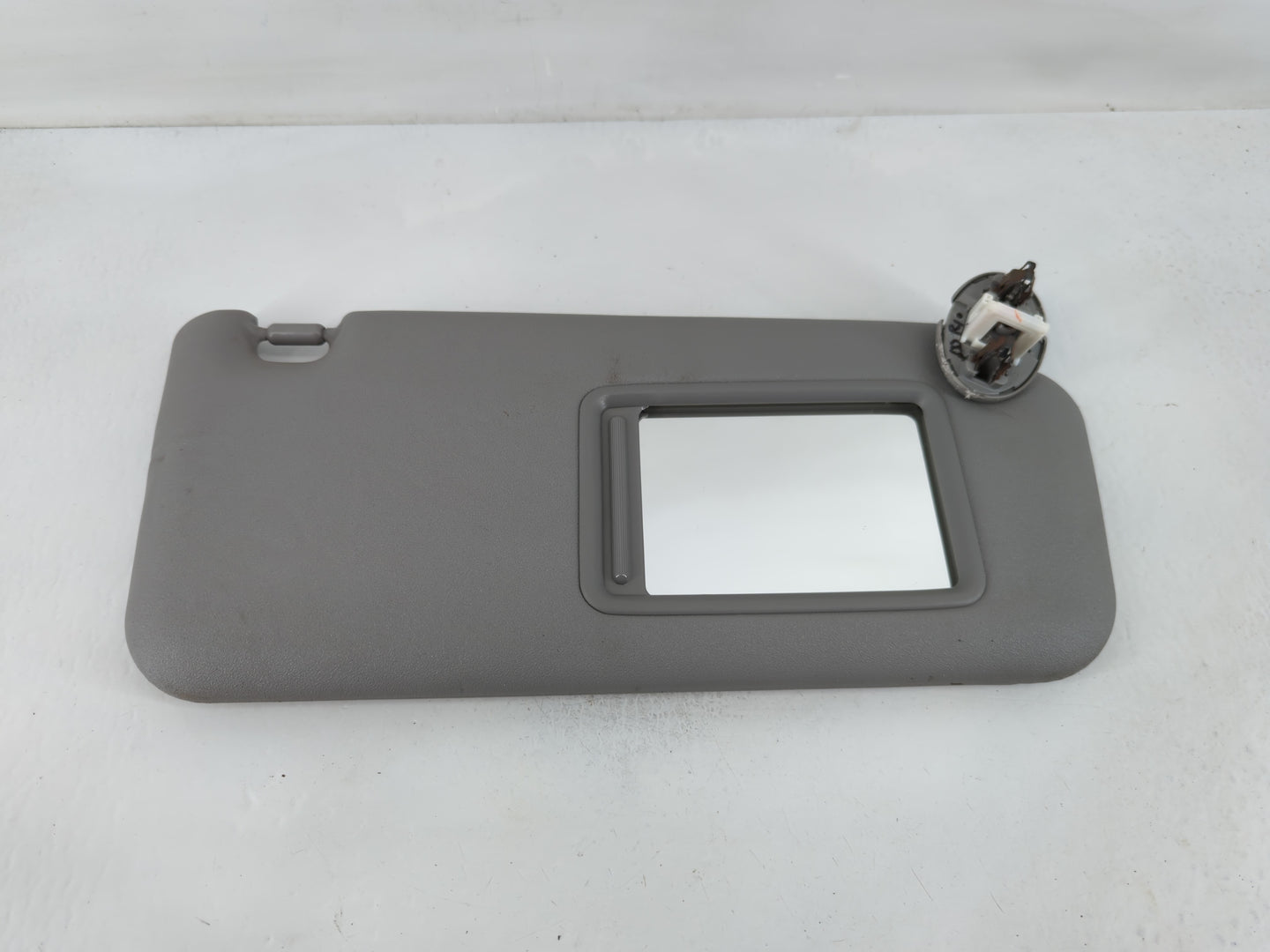 2006-2009 Toyota Rav4 Sun Visor Shade Replacement Passenger Right Mirror Fits Fits 2006 2007 2008 2009 OEM Used Auto Parts -