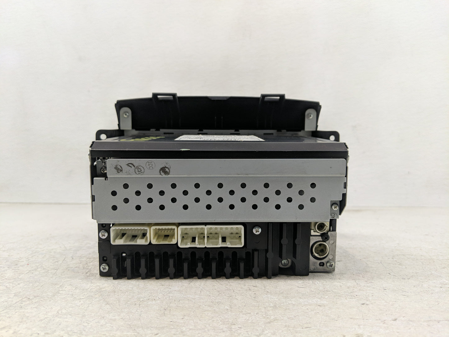 2008-2010 Toyota Sienna Radio AM FM Cd Player Receiver Replacement P/N:86120-08210 Fits Fits 2008 2009 2010 OEM Used Auto Pa