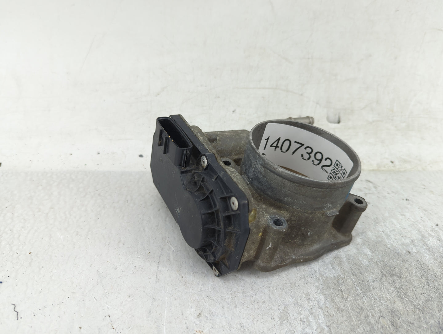 2007-2016 Toyota Sienna Throttle Body P/N:22030-0P050 Fits OEM Used Auto Parts - Oemusedautoparts1.com