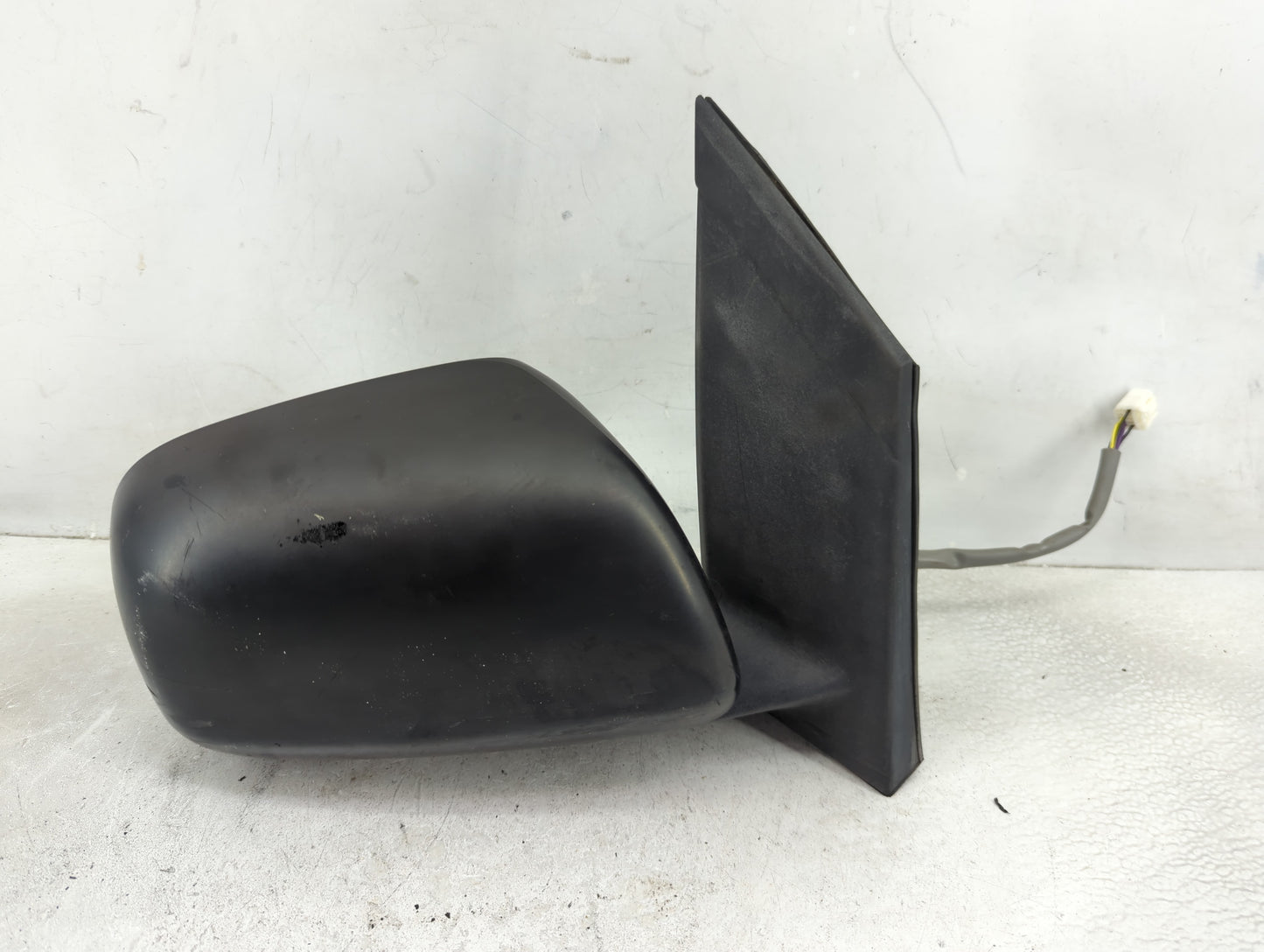 2009 Toyota Sienna Passenger Right Side View Power Door Mirror Black - Oemusedautoparts1.com
