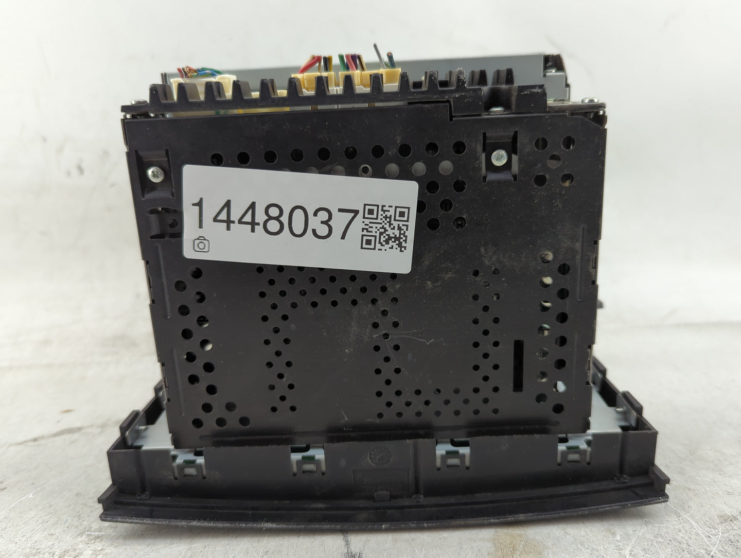 2008-2010 Toyota Sienna Radio AM FM Cd Player Receiver Replacement P/N:11827 Fits Fits 2008 2009 2010 OEM Used Auto Parts - 