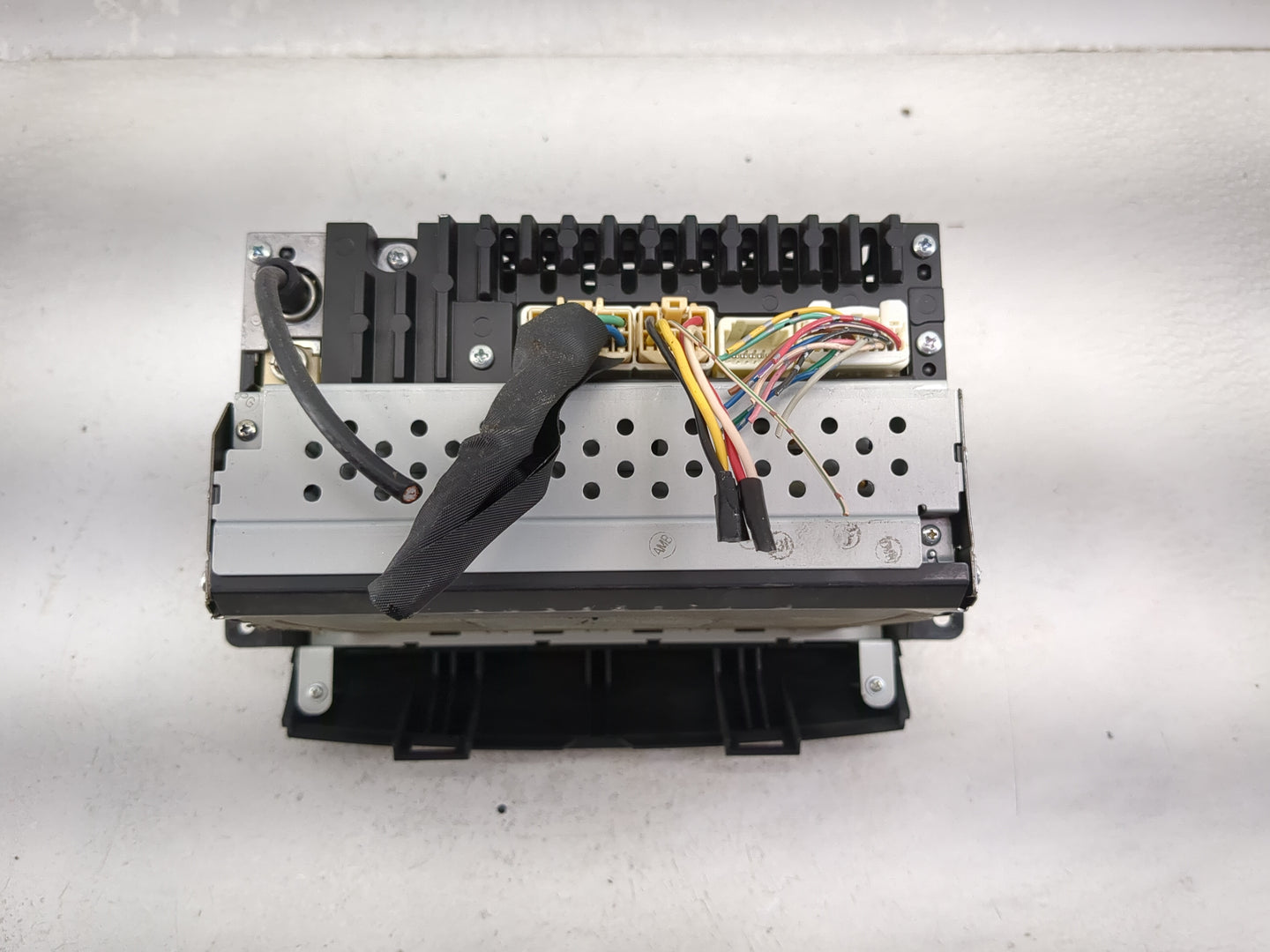 2008-2010 Toyota Sienna Radio AM FM Cd Player Receiver Replacement P/N:CN5205RDO100 121861-973 Fits Fits 2008 2009 2010 OEM 