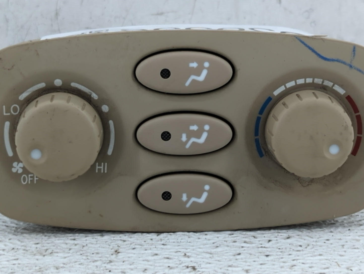 2004-2010 Toyota Sienna Climate Control Module Temperature AC/Heater Replacement P/N:VK9214 84010-08130 Fits OEM Used Auto P