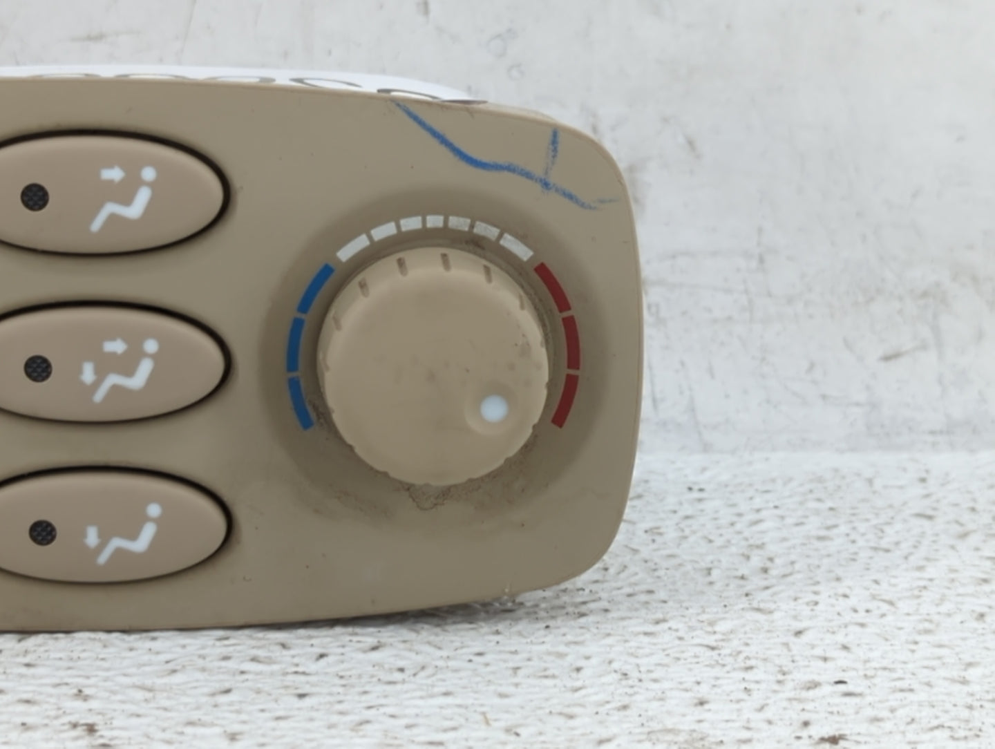 2004-2010 Toyota Sienna Climate Control Module Temperature AC/Heater Replacement P/N:VK9214 84010-08130 Fits OEM Used Auto P