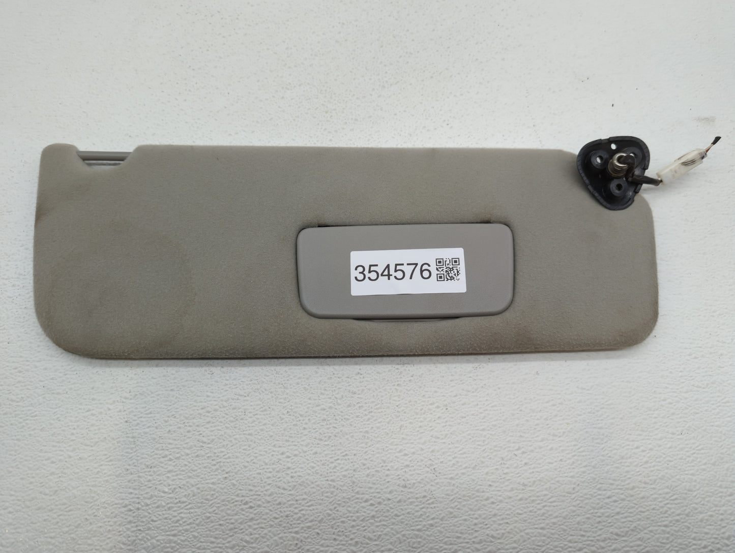 2005-2010 Toyota Sienna Sun Visor Shade Replacement Passenger Right Mirror Fits Fits 2005 2006 2007 2008 2009 2010 OEM Used 