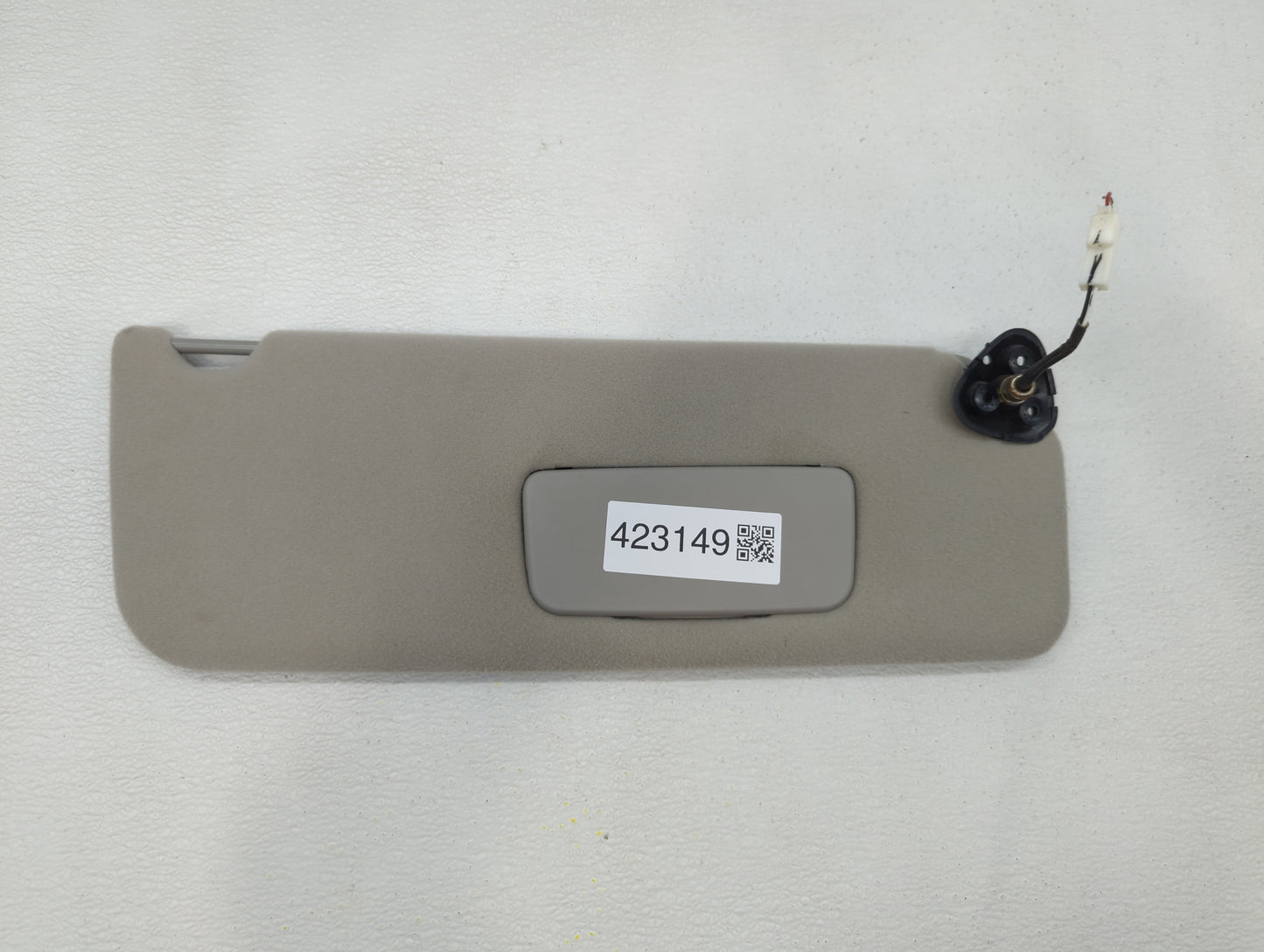 2005-2010 Toyota Sienna Sun Visor Shade Replacement Passenger Right Mirror Fits Fits 2005 2006 2007 2008 2009 2010 OEM Used 