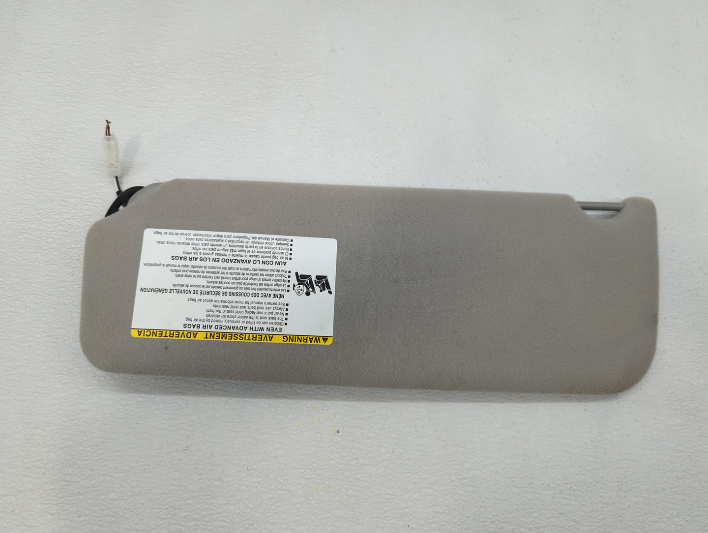 2005-2010 Toyota Sienna Sun Visor Shade Replacement Passenger Right Mirror Fits Fits 2005 2006 2007 2008 2009 2010 OEM Used 