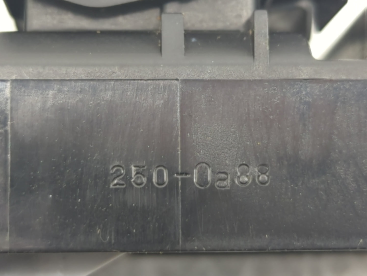 2004-2010 Toyota Sienna Master Power Window Switch Replacement Driver Side Left P/N:250-0888 Fits OEM Used Auto Parts - Oemu
