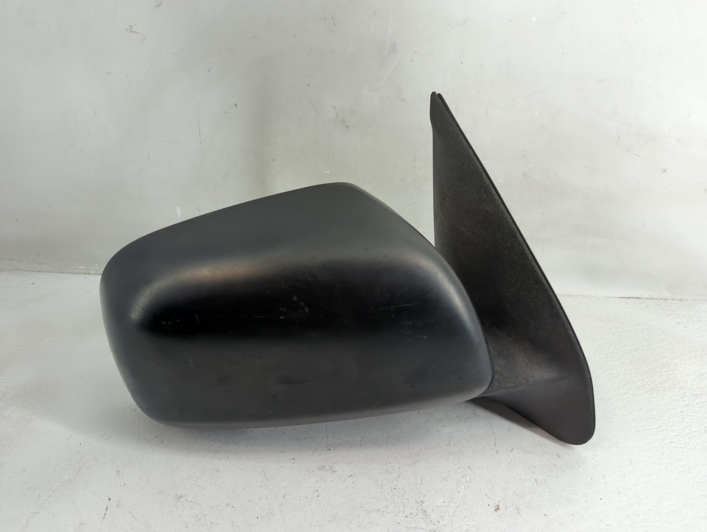 2005-2011 Toyota Tacoma Passenger Side View Mirror - Right Door Mirror OEM Used - Oemusedautoparts1.com